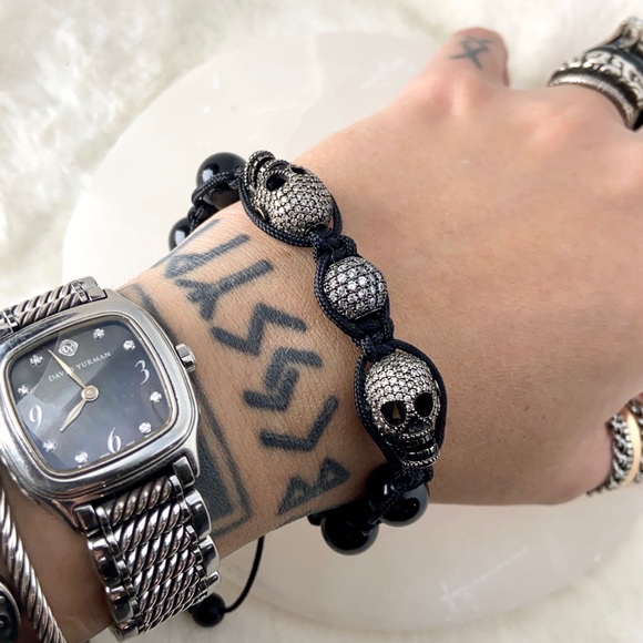 Men or women Rock chic black rodhium & cz skull onyx macrame bracelet - Picture 11 of 14